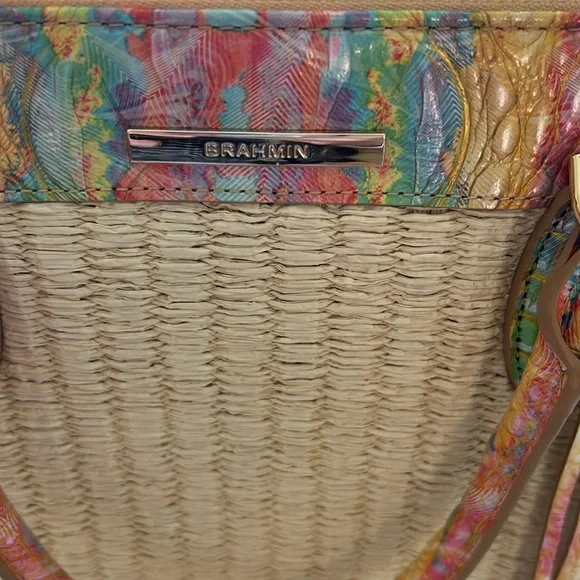 Brahmin -  Saltwater Taffy Bungalow - Great Easter/Spring Purse - Picture 6 of 10